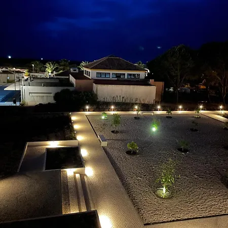 Golden Club- Eyes On Sea *