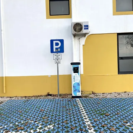 Apartment Golden Club- Eyes On Sea
